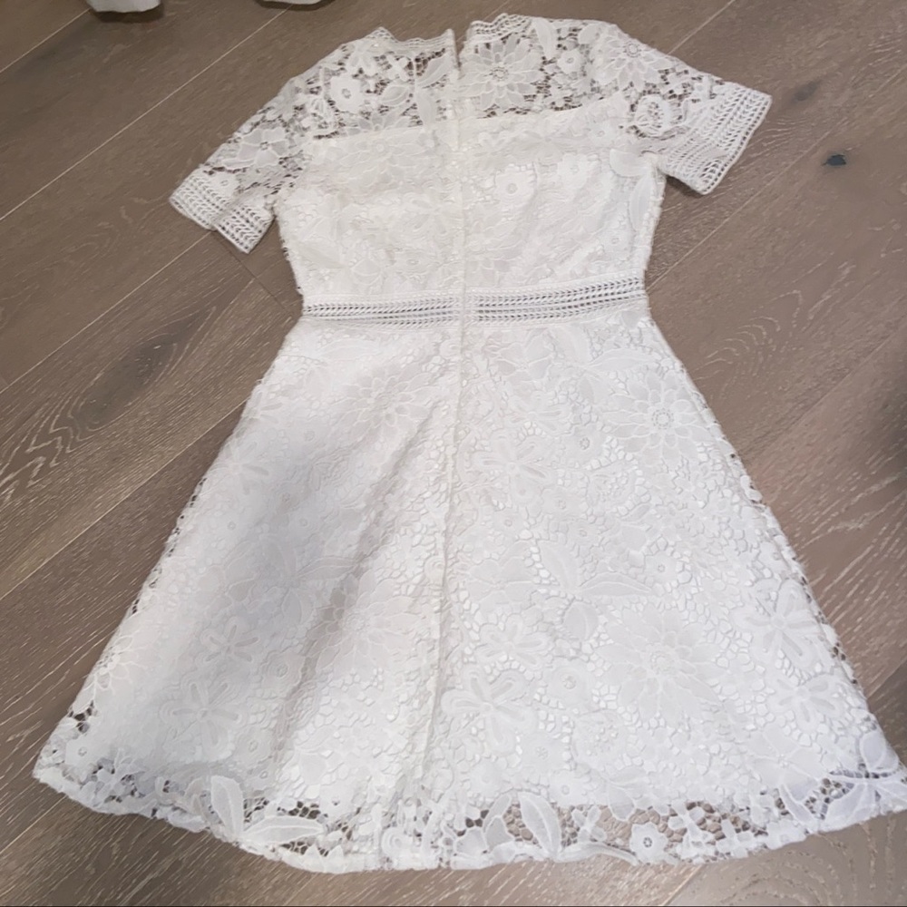 Dress - Picture 3 of 3